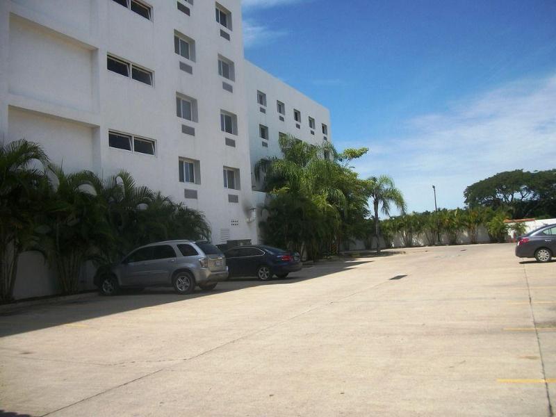 One Puerto Vallarta Aeropuerto Exterior photo